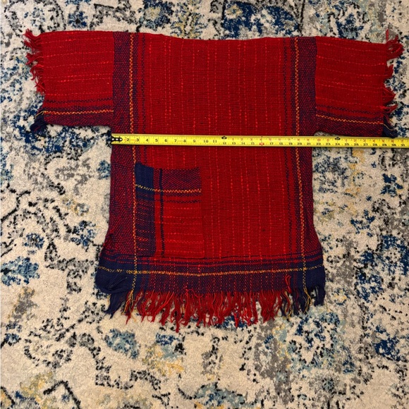 Judi Gaston One-of-a-kind Hand Woven Red & Blue Tunic w/Fringe - Picture 5 of 6